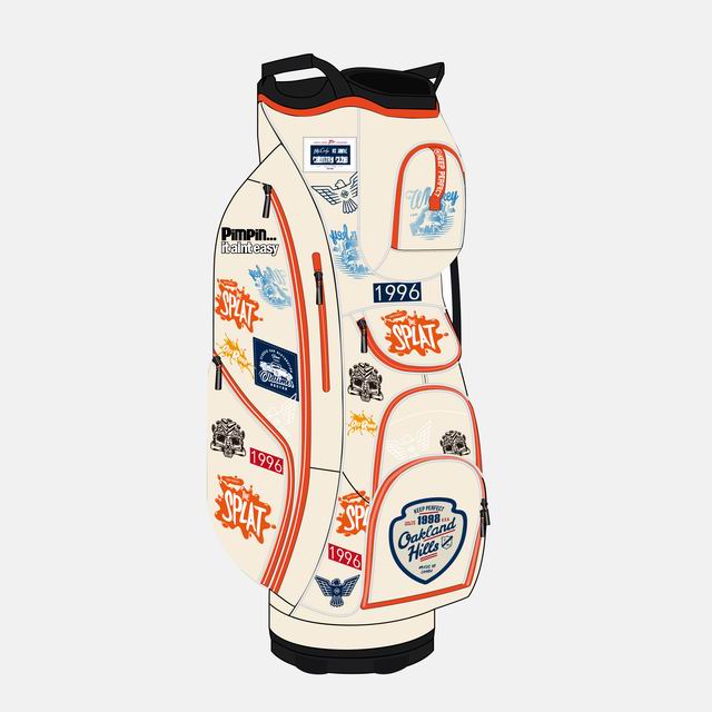 Golf bag climate resistance features